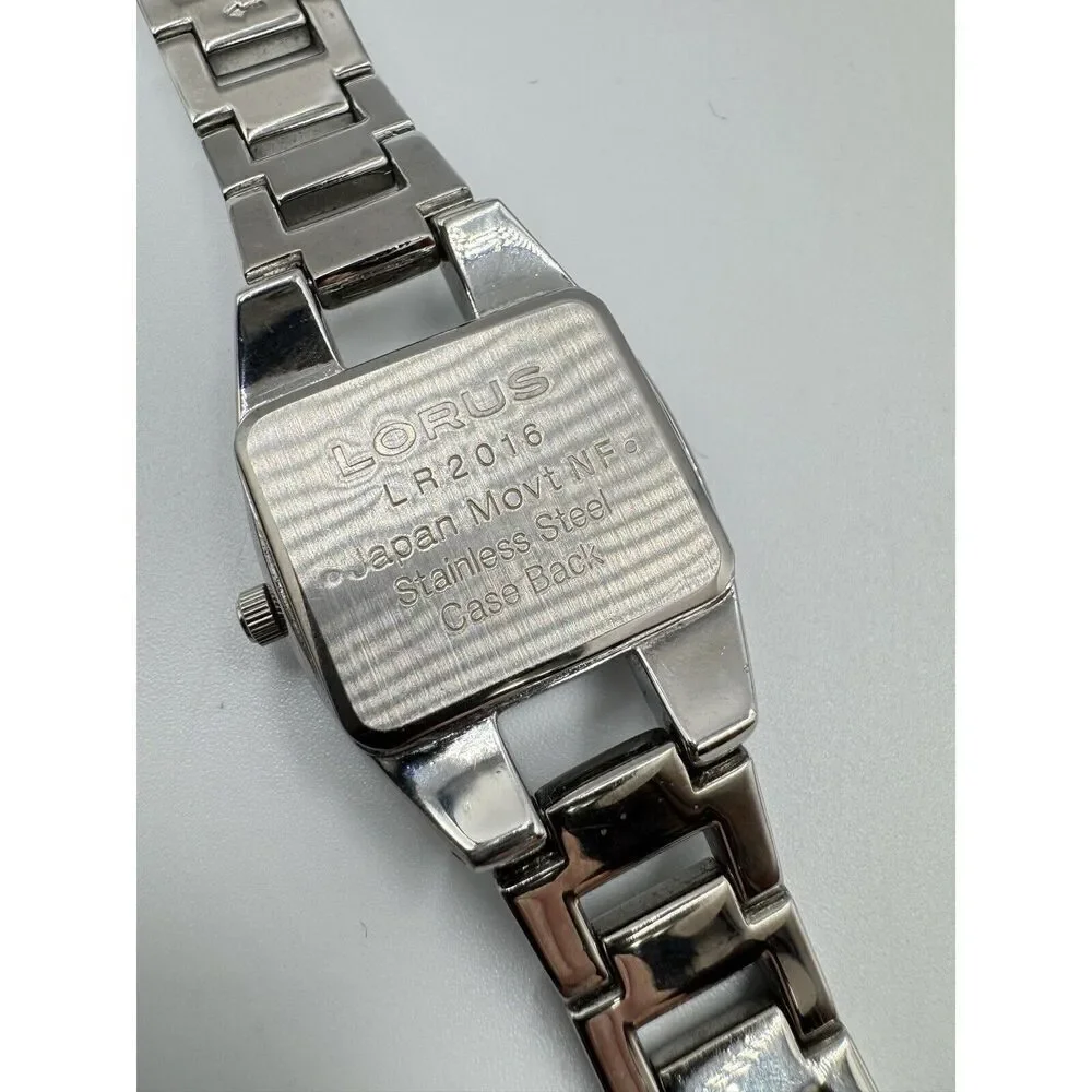 Lorus By Seiko LR2016 Silver Tone Watch Blue MOP‎ Stainless Steel NEW BATTERY